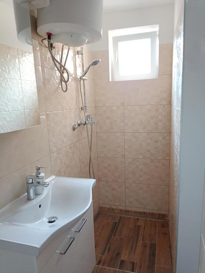 Apartamento Apartman Mala Cici Zadar Exterior foto